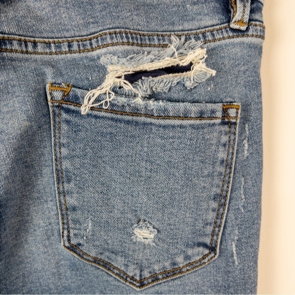 Urban Outfitters BDG Womens Size 28 Distressed Twig High Rise Skinny Jean - Picture 12 of 15